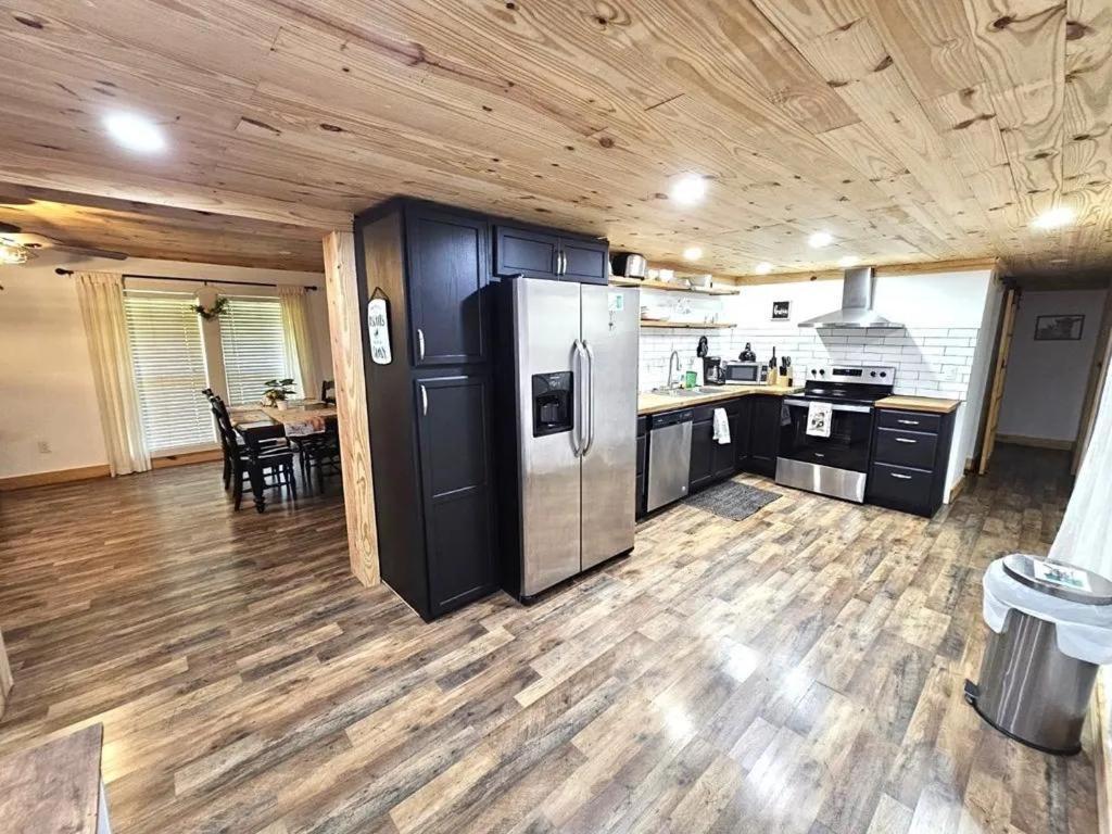 Modern Style, Arcade, Fire Pit, Pet Friendly Villa Pigeon Forge Exterior foto